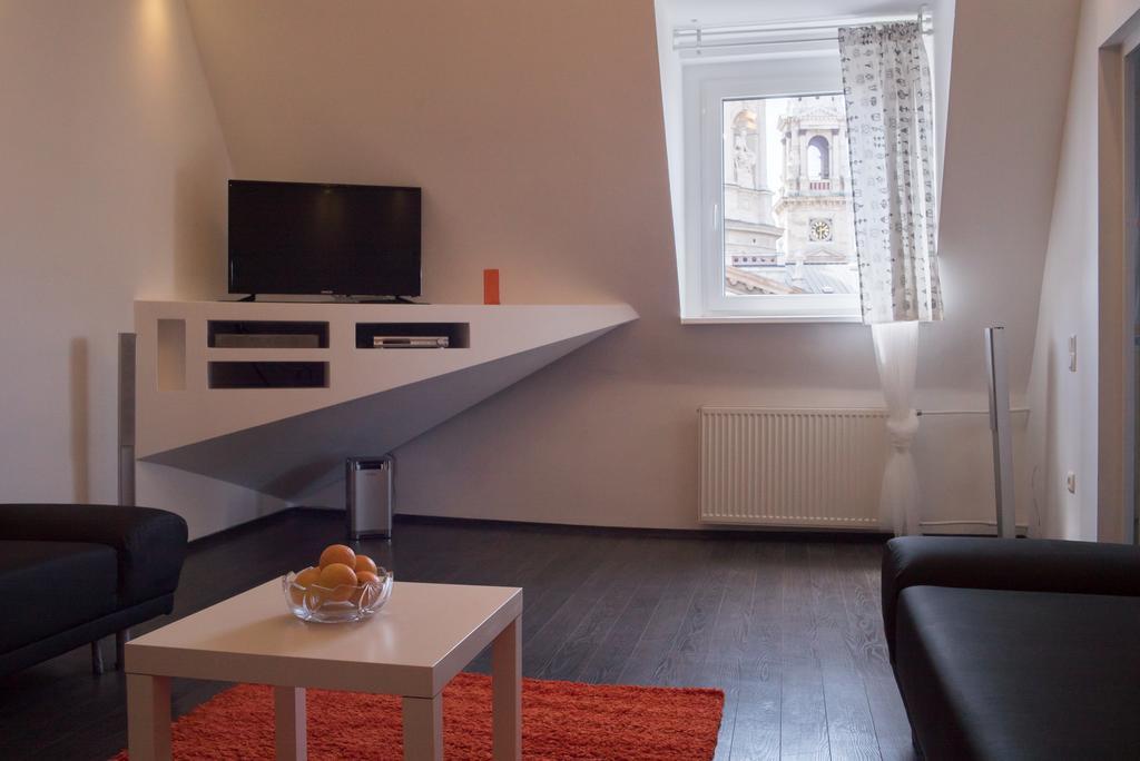 Helena Apartment With View On St. Stephan'S Basilica Budapeşte Dış mekan fotoğraf